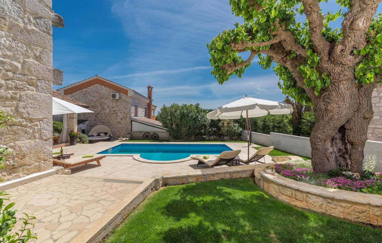 Beautiful Stone House - Villa Parentium With Private Pool Dračevac 외부 사진